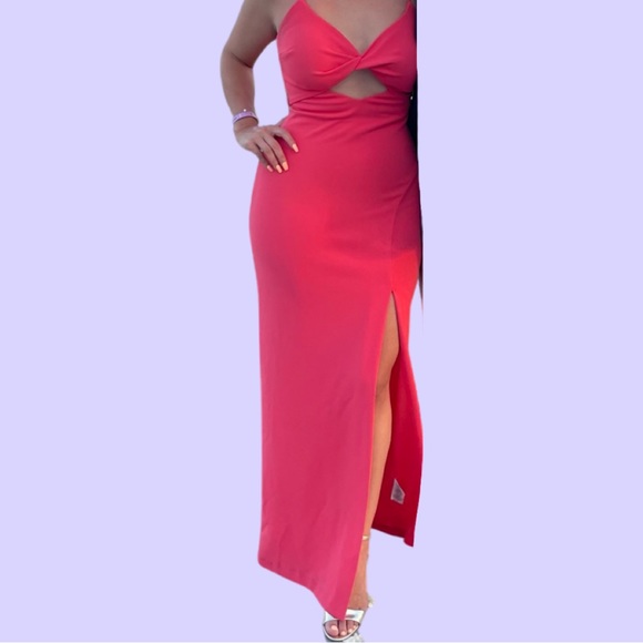 Salmon dress for a summer wedding - Picture 3 of 3